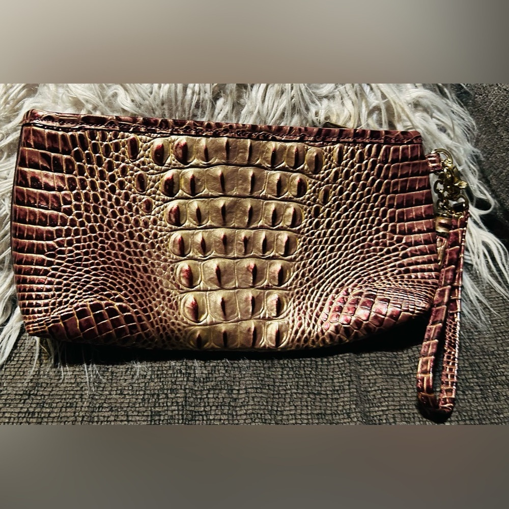 Brahmin Wristlet Clutch - Picture 3 of 8
